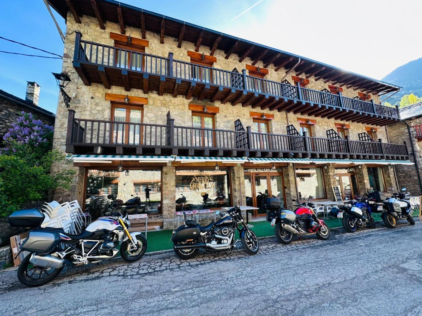 Hotel Valls Valira Os de Civís Dış mekan fotoğraf
